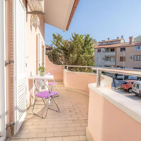 Apartment Lovely Dunia